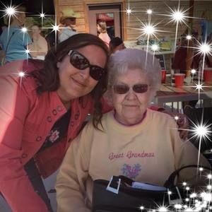 Meet your Posher, Crystal